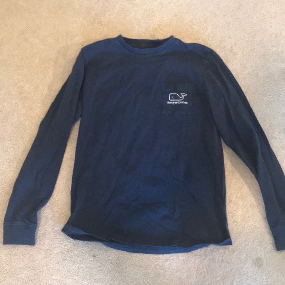 navy blue vineyard vines christmas shirt